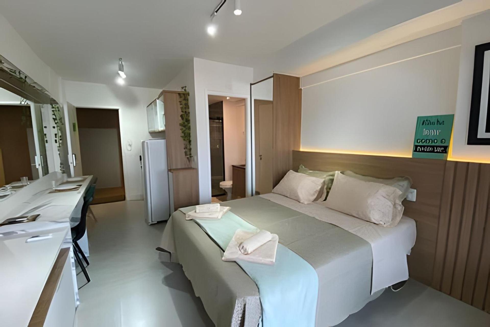 28 M2 / Vista Praca Da Republica / Sp 1302 Apartamento *