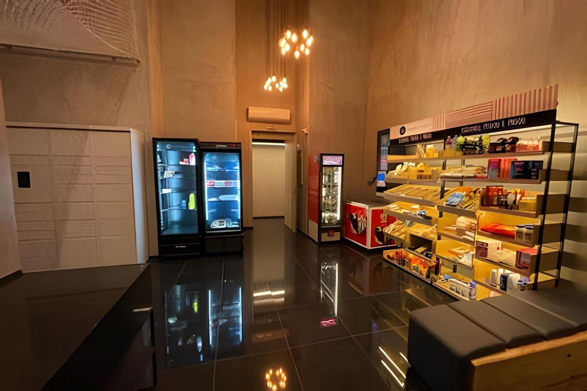 Apartamento 28 M2 / Vista Praca Da Republica / Sp 1302 São Paulo