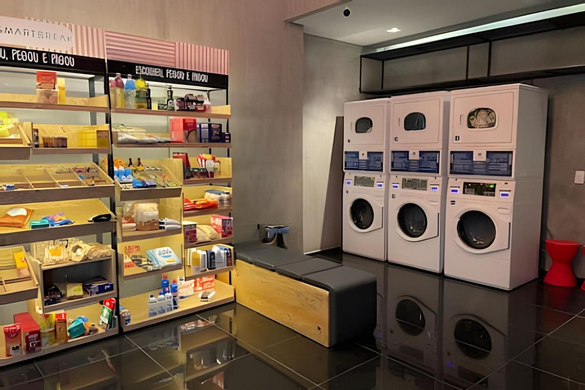 28 M2 / Vista Praca Da Republica / Sp 1302 Apartamento *